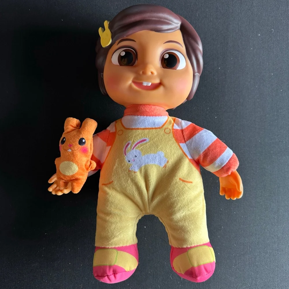 Cocomelon My Friend Nina￼Doll